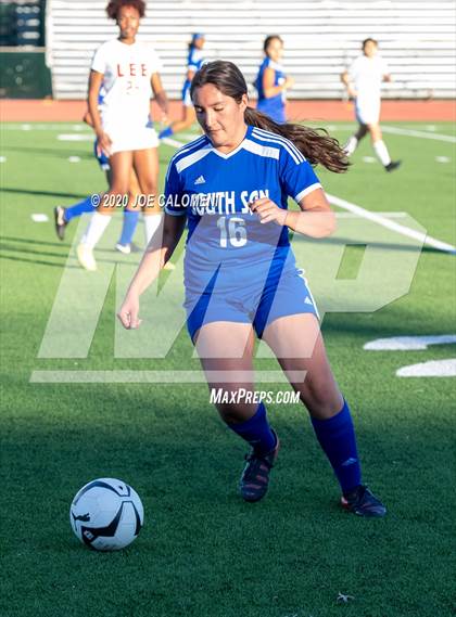 Thumbnail 3 in Lee [Robert E.] vs South San Antonio photogallery.