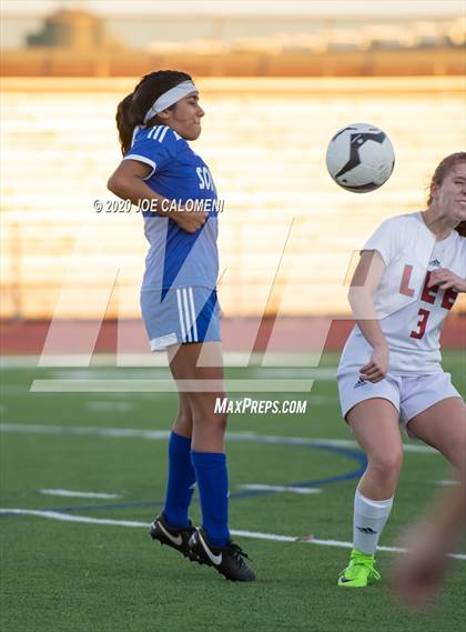 Thumbnail 1 in Lee [Robert E.] vs South San Antonio photogallery.
