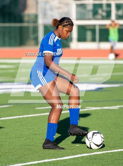 Thumbnail 1 in Lee [Robert E.] vs South San Antonio photogallery.