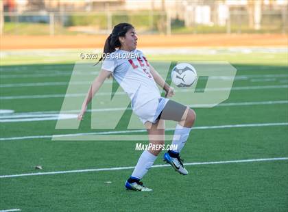 Thumbnail 2 in Lee [Robert E.] vs South San Antonio photogallery.