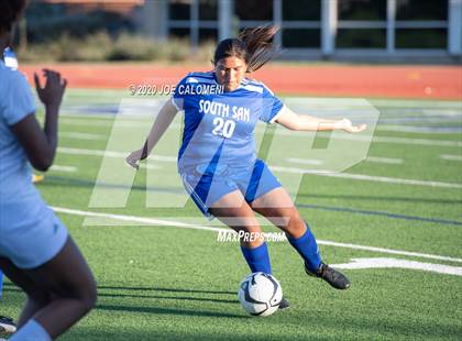 Thumbnail 1 in Lee [Robert E.] vs South San Antonio photogallery.