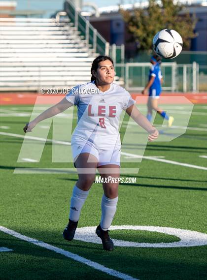 Thumbnail 1 in Lee [Robert E.] vs South San Antonio photogallery.