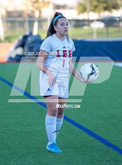 Thumbnail 1 in Lee [Robert E.] vs South San Antonio photogallery.