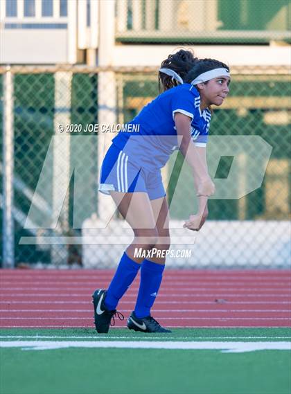 Thumbnail 1 in Lee [Robert E.] vs South San Antonio photogallery.