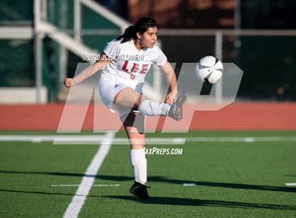 Thumbnail 2 in Lee [Robert E.] vs South San Antonio photogallery.