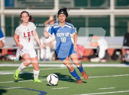 Thumbnail 3 in Lee [Robert E.] vs South San Antonio photogallery.