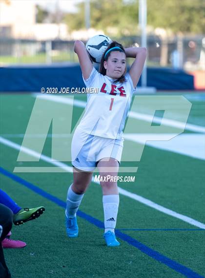 Thumbnail 1 in Lee [Robert E.] vs South San Antonio photogallery.