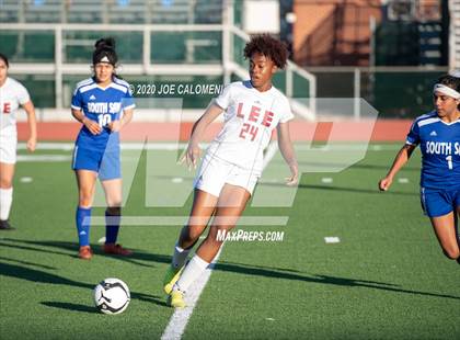 Thumbnail 2 in Lee [Robert E.] vs South San Antonio photogallery.