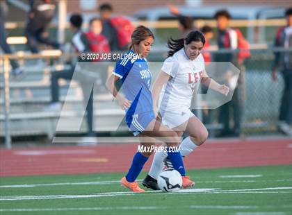 Thumbnail 1 in Lee [Robert E.] vs South San Antonio photogallery.