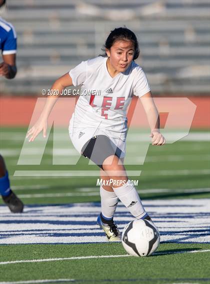 Thumbnail 2 in Lee [Robert E.] vs South San Antonio photogallery.