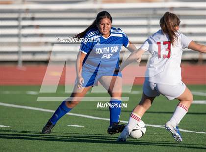 Thumbnail 2 in Lee [Robert E.] vs South San Antonio photogallery.