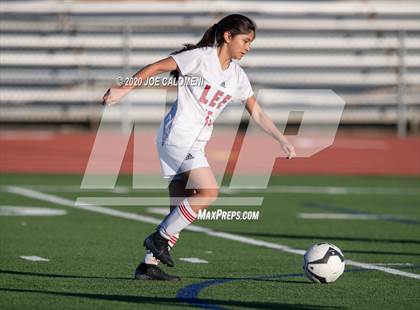 Thumbnail 2 in Lee [Robert E.] vs South San Antonio photogallery.