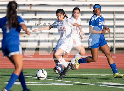 Thumbnail 2 in Lee [Robert E.] vs South San Antonio photogallery.