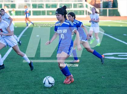 Thumbnail 2 in Lee [Robert E.] vs South San Antonio photogallery.