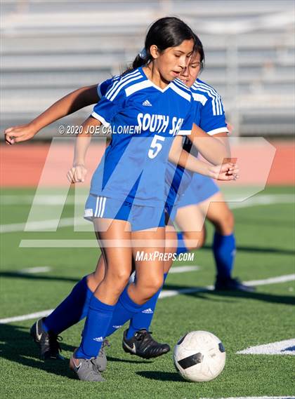 Thumbnail 2 in Lee [Robert E.] vs South San Antonio photogallery.