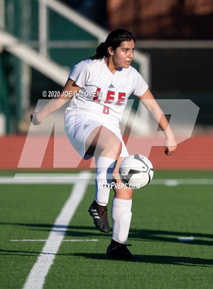 Thumbnail 1 in Lee [Robert E.] vs South San Antonio photogallery.