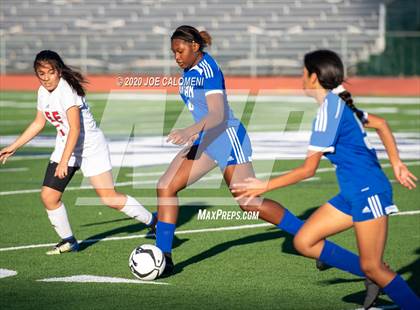 Thumbnail 2 in Lee [Robert E.] vs South San Antonio photogallery.