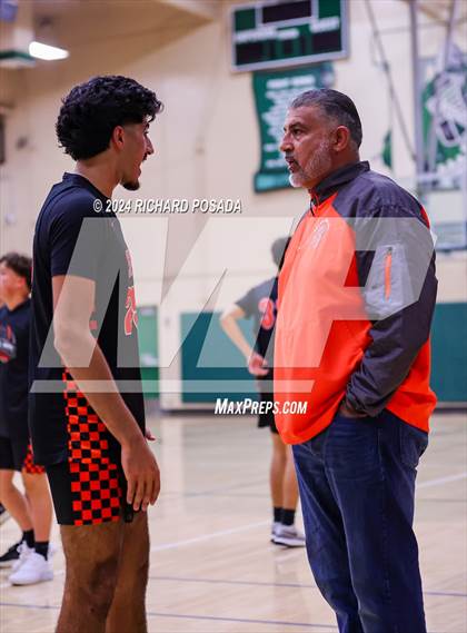 Thumbnail 1 in Selma @ Dinuba photogallery.