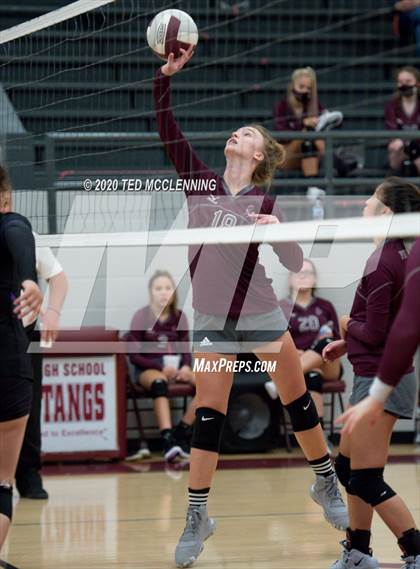 Thumbnail 2 in Riverview @ Perryville photogallery.