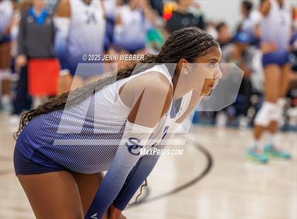 Thumbnail 2 in Sierra Canyon vs. Saint Francis (Durango Fall Classic) photogallery.