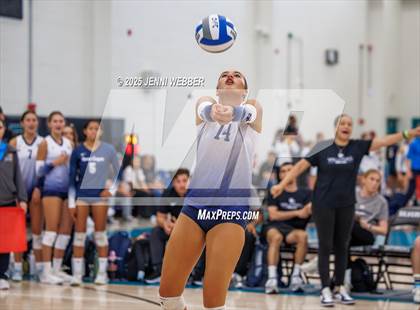 Thumbnail 2 in Sierra Canyon vs. Saint Francis (Durango Fall Classic) photogallery.
