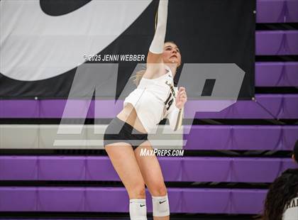 Thumbnail 1 in Sierra Canyon vs. Saint Francis (Durango Fall Classic) photogallery.