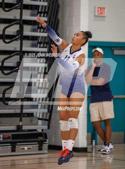Thumbnail 1 in Sierra Canyon vs. Saint Francis (Durango Fall Classic) photogallery.