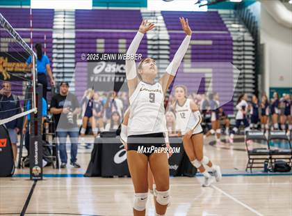 Thumbnail 3 in Sierra Canyon vs. Saint Francis (Durango Fall Classic) photogallery.