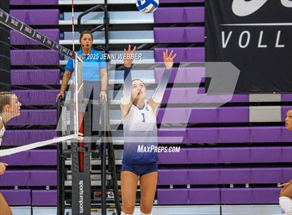 Thumbnail 3 in Sierra Canyon vs. Saint Francis (Durango Fall Classic) photogallery.
