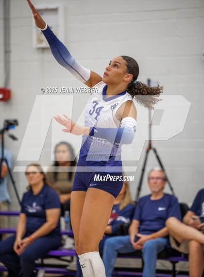 Thumbnail 2 in Sierra Canyon vs. Saint Francis (Durango Fall Classic) photogallery.