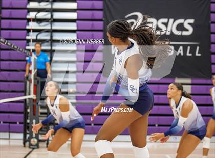 Thumbnail 3 in Sierra Canyon vs. Saint Francis (Durango Fall Classic) photogallery.