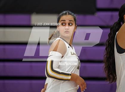 Thumbnail 2 in Sierra Canyon vs. Saint Francis (Durango Fall Classic) photogallery.