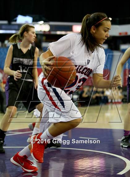 Thumbnail 3 in Vacaville Christian vs. Redding Christian photogallery.