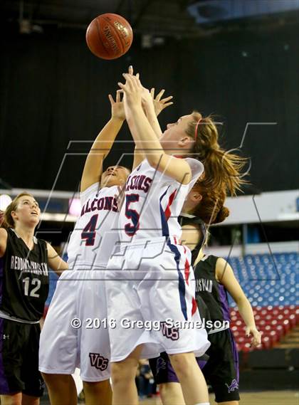 Thumbnail 3 in Vacaville Christian vs. Redding Christian photogallery.