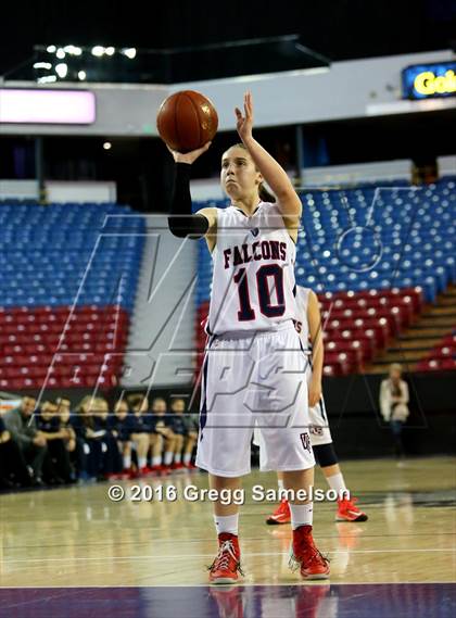 Thumbnail 2 in Vacaville Christian vs. Redding Christian photogallery.