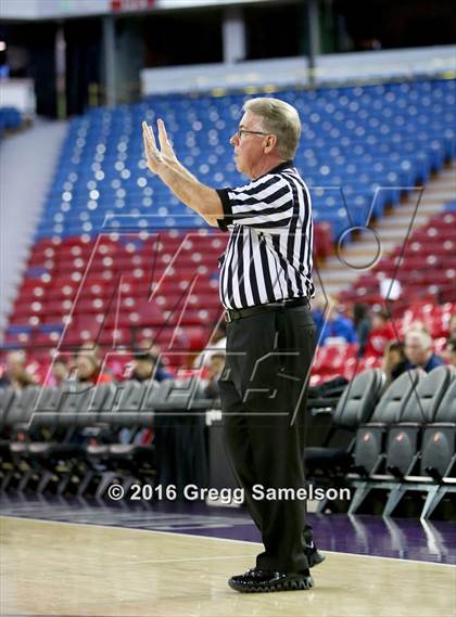 Thumbnail 2 in Vacaville Christian vs. Redding Christian photogallery.