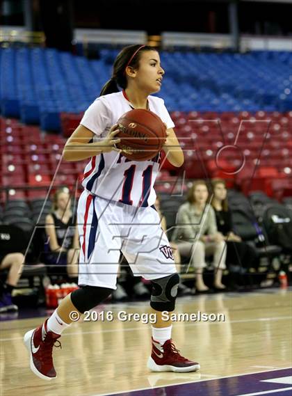Thumbnail 2 in Vacaville Christian vs. Redding Christian photogallery.