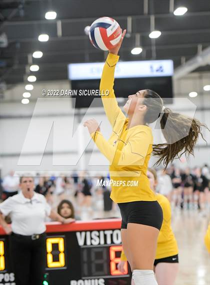 Thumbnail 1 in Norco vs. Southwest (Nike TOC Southwest) photogallery.
