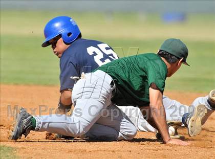 Thumbnail 2 in Holtville vs Maranatha (K Classic) photogallery.