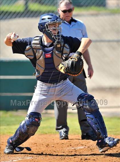Thumbnail 2 in Holtville vs Maranatha (K Classic) photogallery.