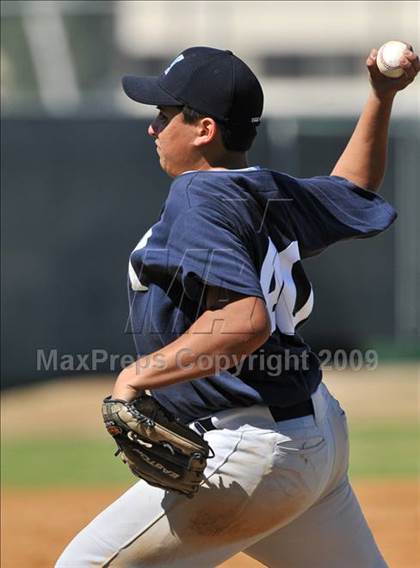 Thumbnail 3 in Holtville vs Maranatha (K Classic) photogallery.
