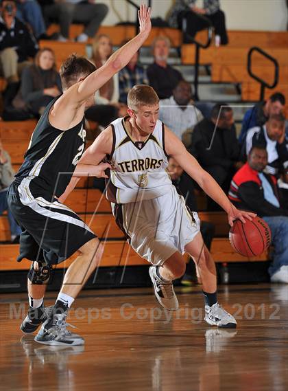 Thumbnail 1 in Arapahoe vs. Palmer (Rock Canyon Winter Shootout) photogallery.
