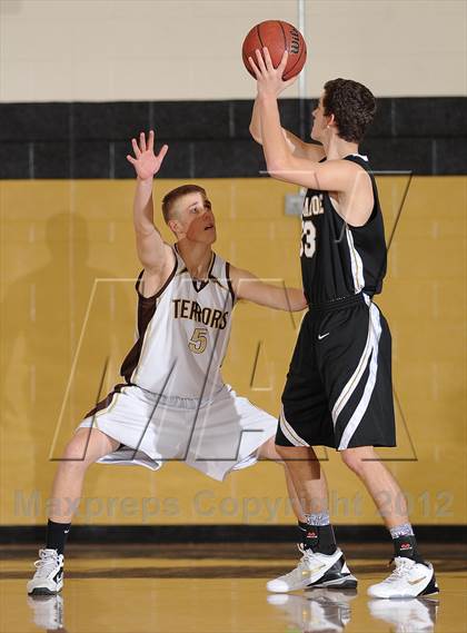 Thumbnail 3 in Arapahoe vs. Palmer (Rock Canyon Winter Shootout) photogallery.