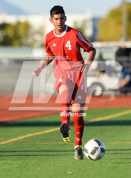 Thumbnail 1 in Basha vs. South Mountain (Coyote Classic Tournament) photogallery.