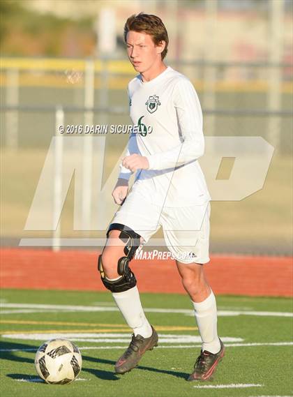 Thumbnail 2 in Basha vs. South Mountain (Coyote Classic Tournament) photogallery.