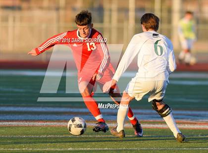 Thumbnail 2 in Basha vs. South Mountain (Coyote Classic Tournament) photogallery.