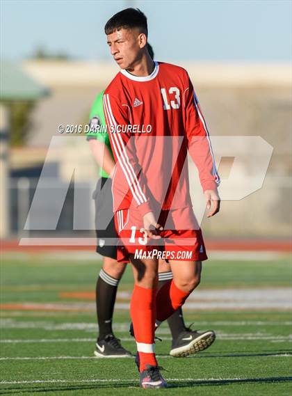 Thumbnail 2 in Basha vs. South Mountain (Coyote Classic Tournament) photogallery.