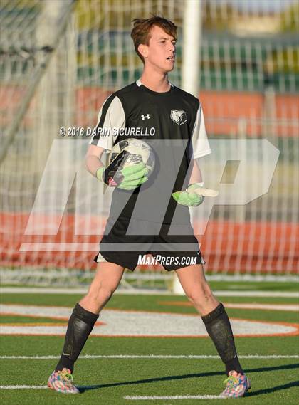 Thumbnail 1 in Basha vs. South Mountain (Coyote Classic Tournament) photogallery.