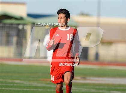 Thumbnail 2 in Basha vs. South Mountain (Coyote Classic Tournament) photogallery.