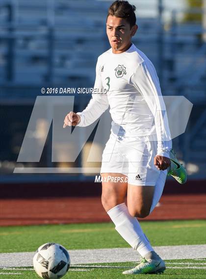 Thumbnail 3 in Basha vs. South Mountain (Coyote Classic Tournament) photogallery.